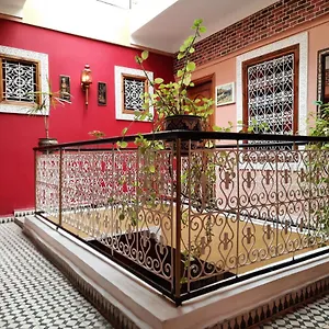 112 ** Marrakesz